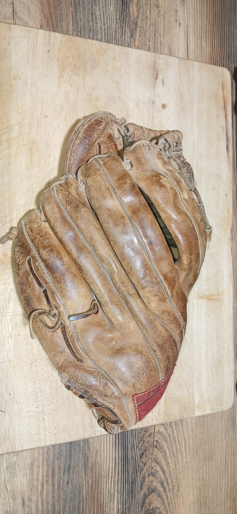 Rawlings RBG softball glove back before restoration